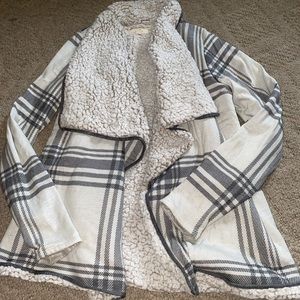 Thread and supply fleece cardigan black and gray